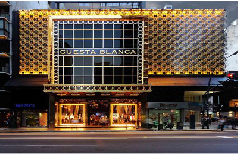 钟山门头设计与商业空间的纽带。